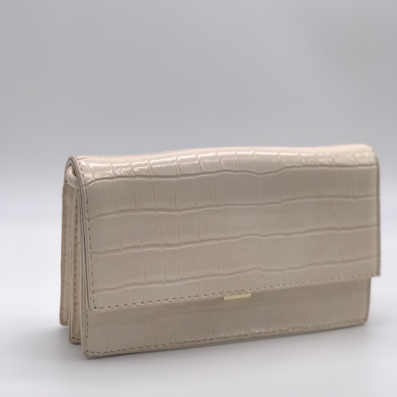 Crocodile Pattern Clutch / Purse - Picture 4 of 8